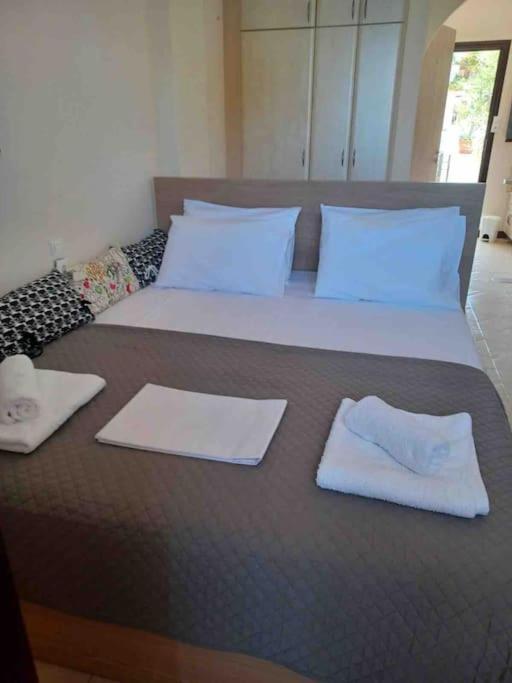By The Sea-4-souvala,aigina Apartment